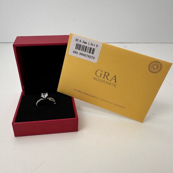 1.0 ct Moissanite Stone Ring with Papers Includes Sliding Adjustable Band - Picture 1 of 11